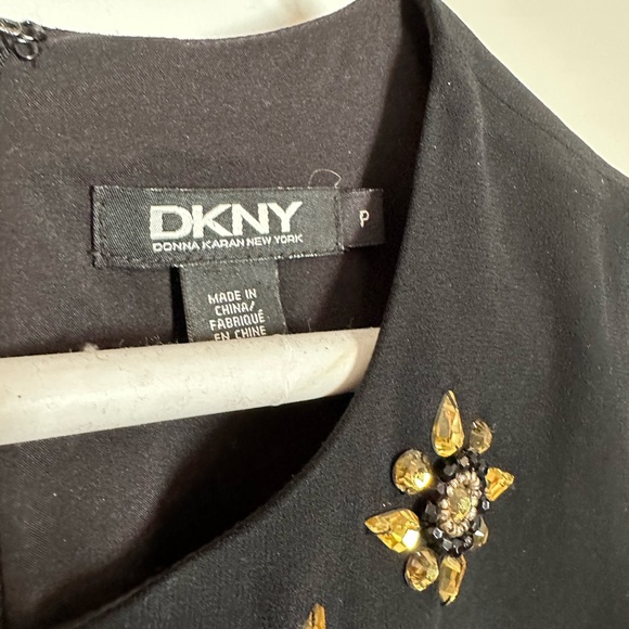 Embellished sleeveless blouse DKNY - Picture 3 of 5